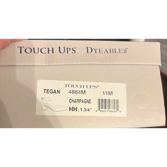 NIB Benjamin Walk Tegan Champagne Shimmer Low Block Heel Closed Toe Pumps 11 - Picture 12 of 12